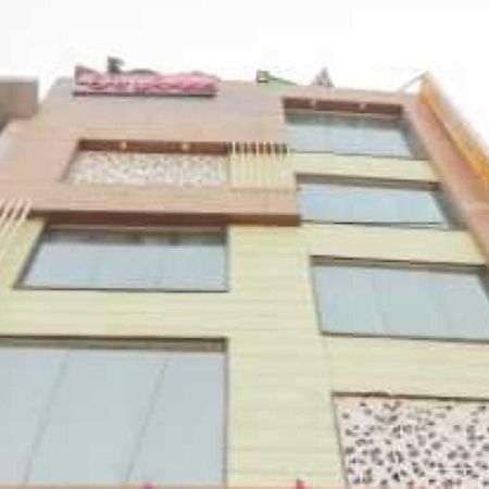 Hotel O Discovery Inn New Delhi Extérieur photo